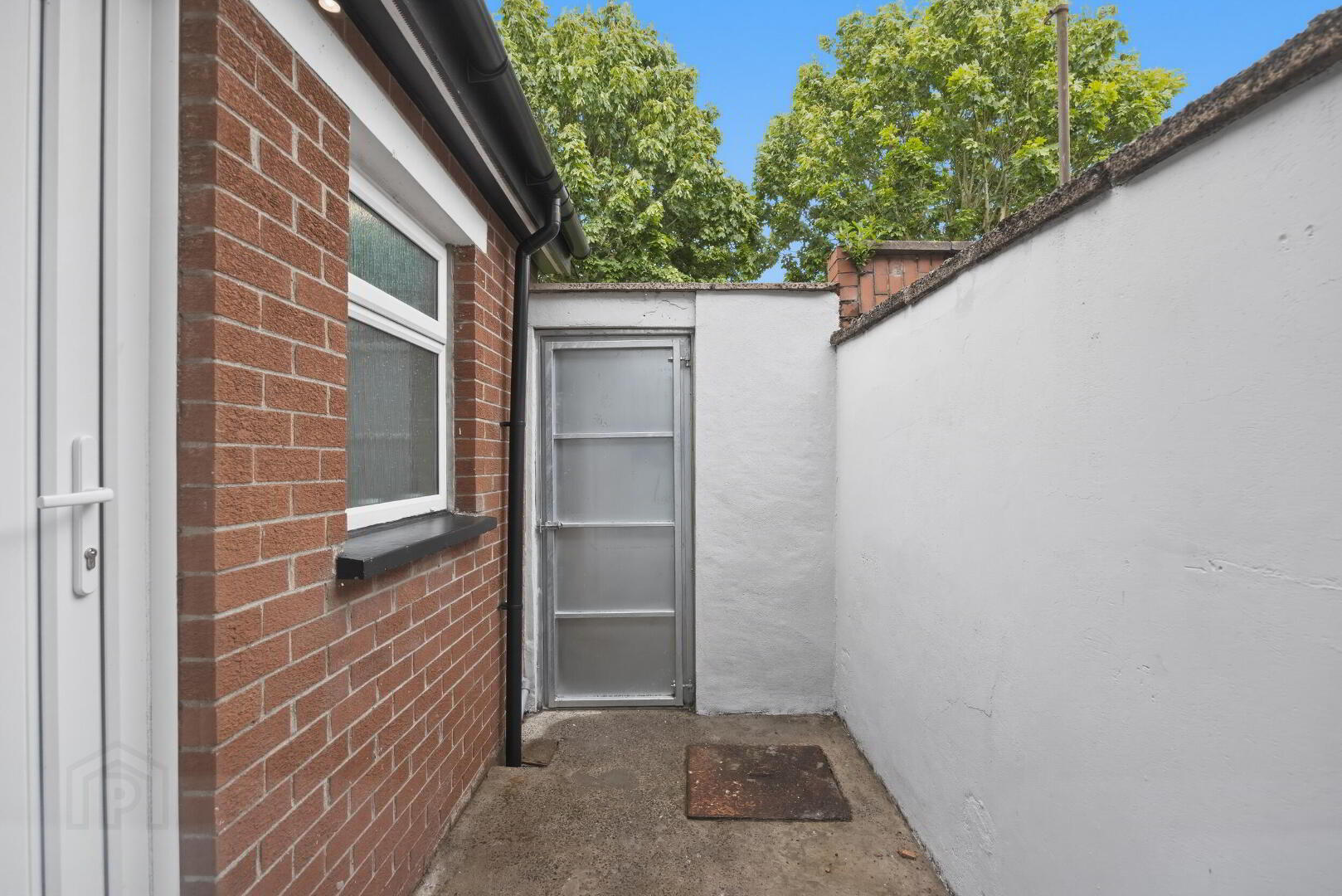 19 Parkgate Gardens 12 of 13