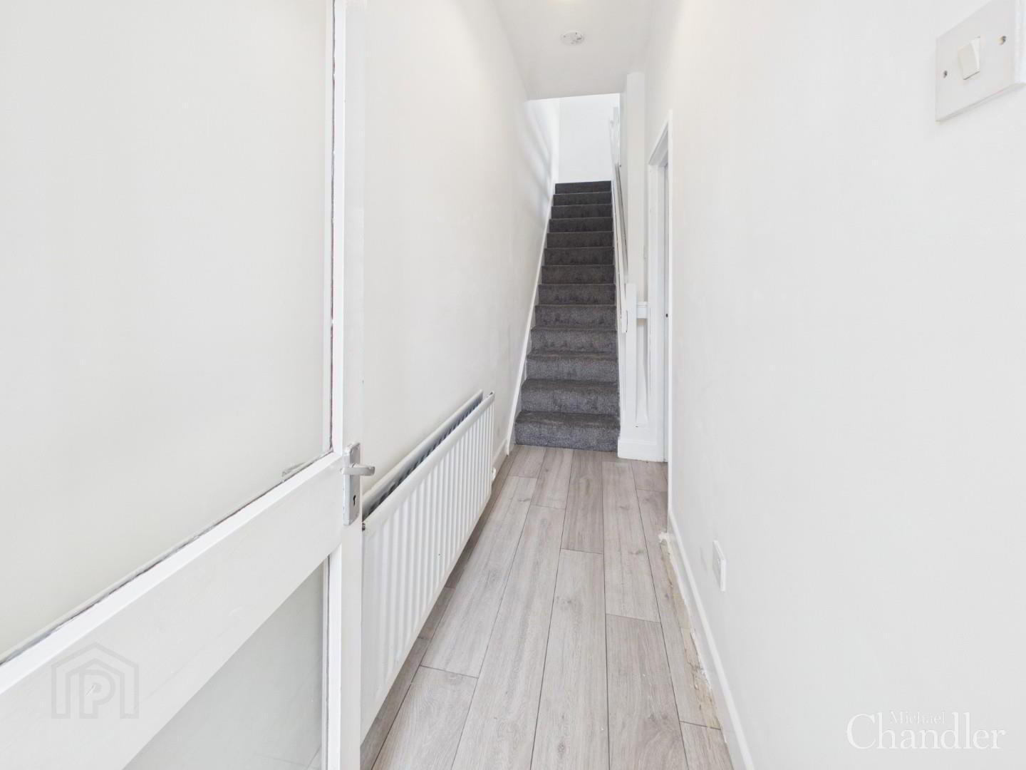 20 Ava Street 2 of 17