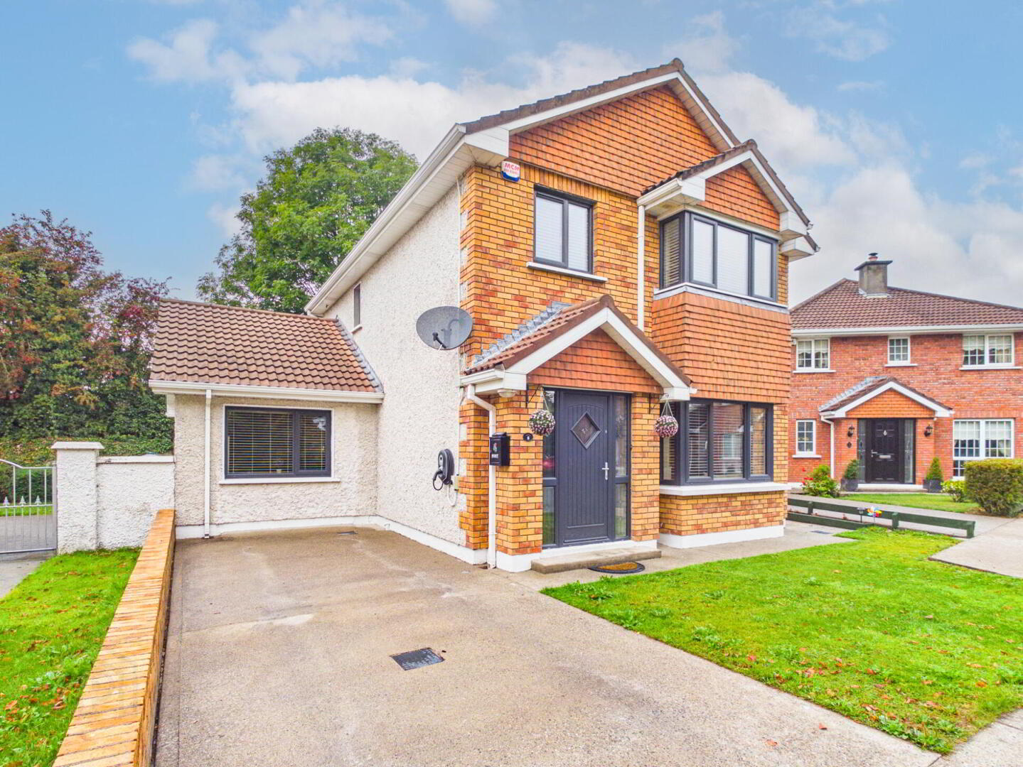 8 Ard Carraig 1 of 23