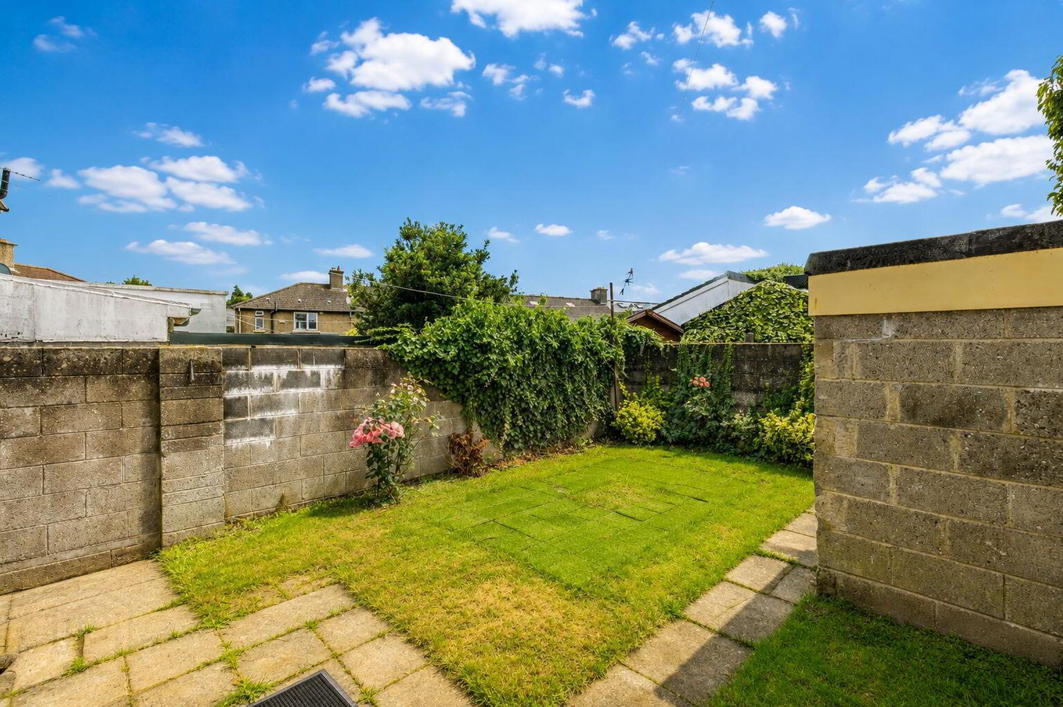 11 Joyce Road 16 of 16