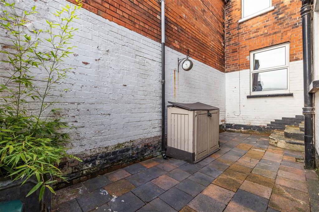 238 Ravenhill Road 29 of 29
