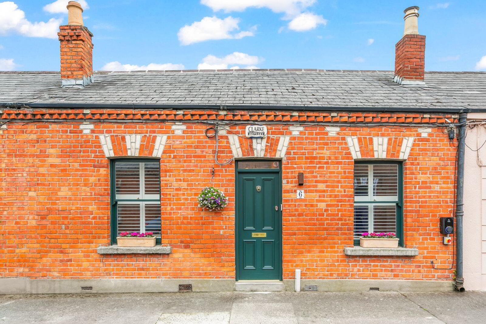 6 Oakfield Place 1 of 15