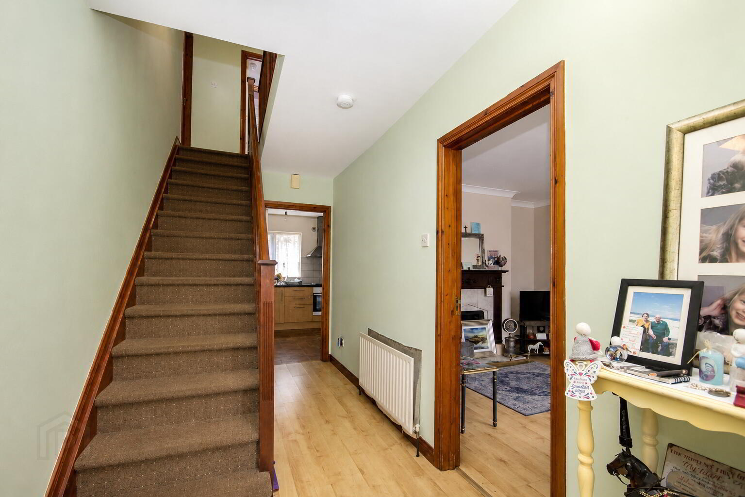 10 Manor View Park 3 of 17