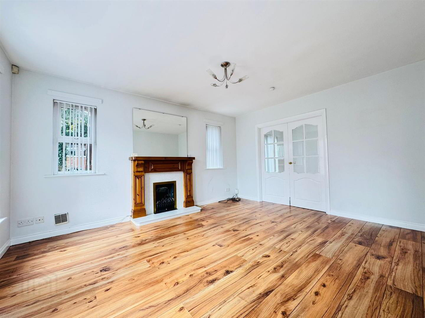 35 Carwood Park 3 of 17