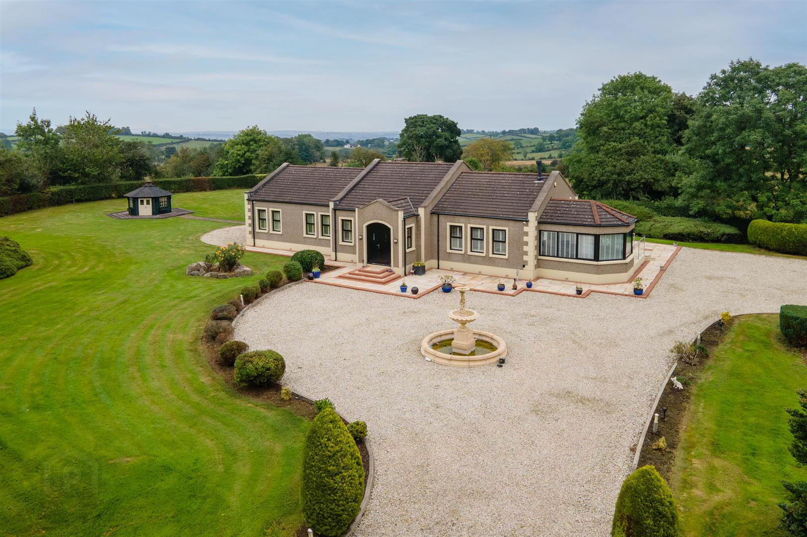 17 Stewarts Road 1 of 51
