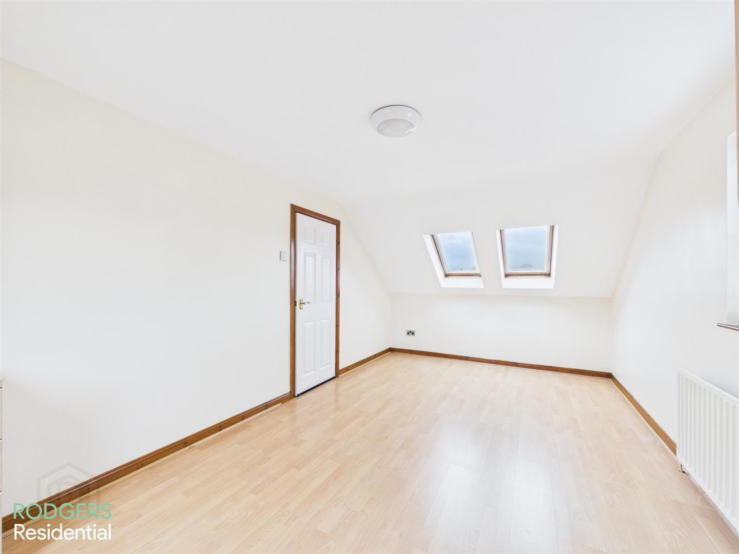6 Victoria Place, 9 Connsbrook Avenue 15 of 15