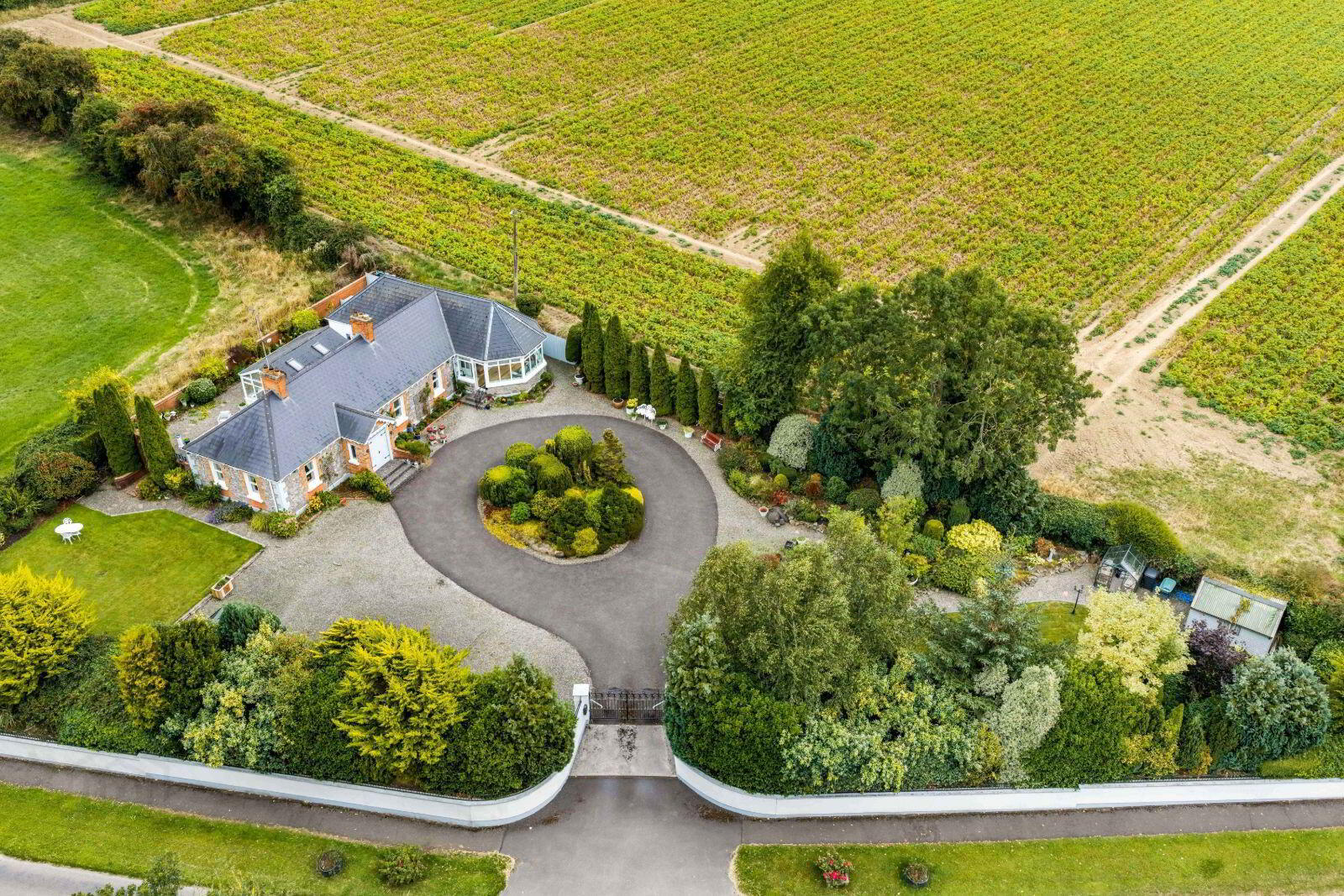 Mullaghcrone Lodge 2 of 44