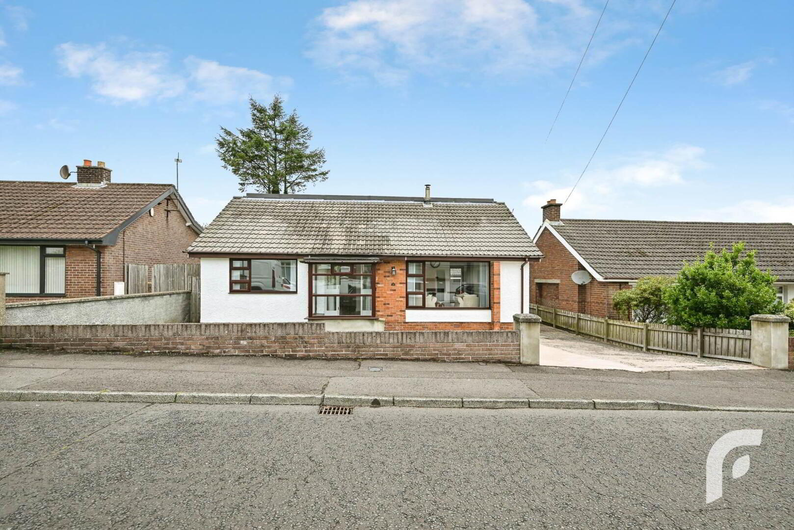 13 Glenwell Gardens 3 of 46