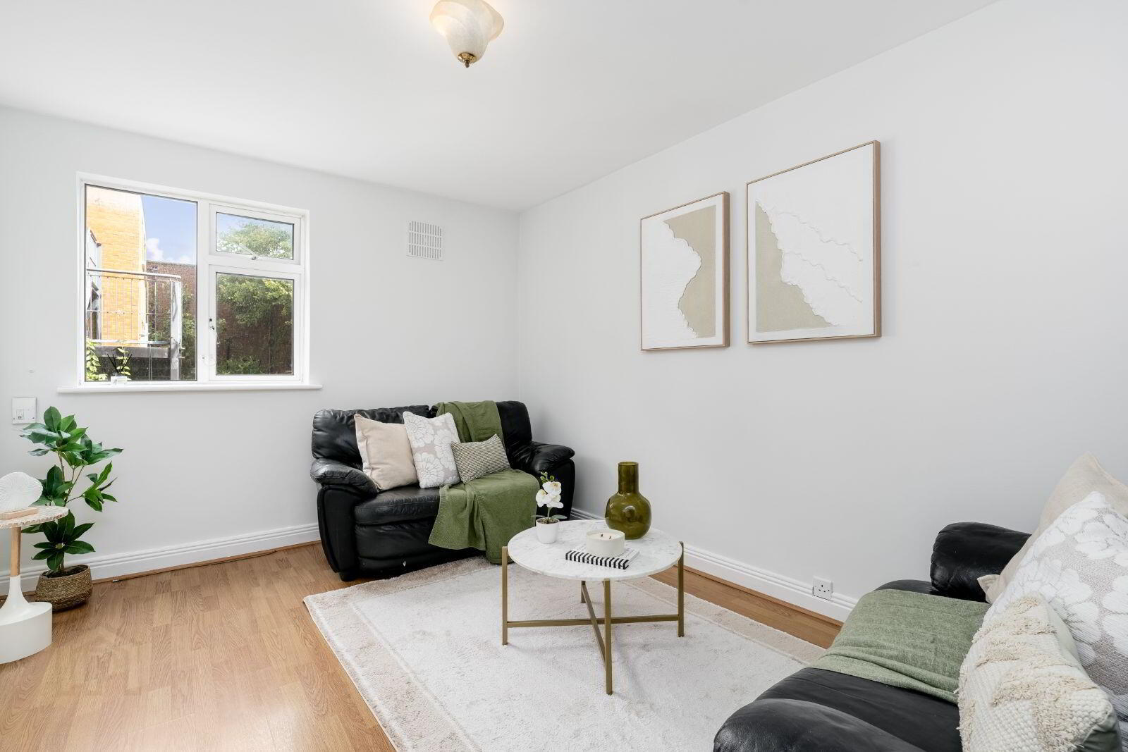 Apartment 6 Claremont Court 2 of 18