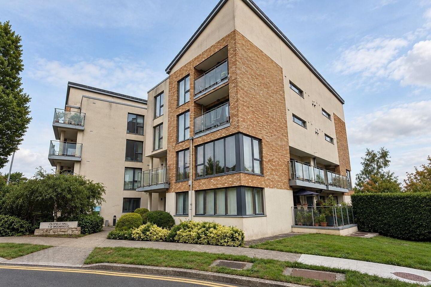 Apartment 8 Oldfield Hall 1 of 20