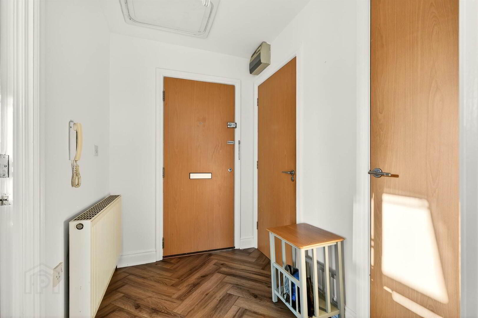 Apartment 8 1 Halfpenny Mews 2 of 12