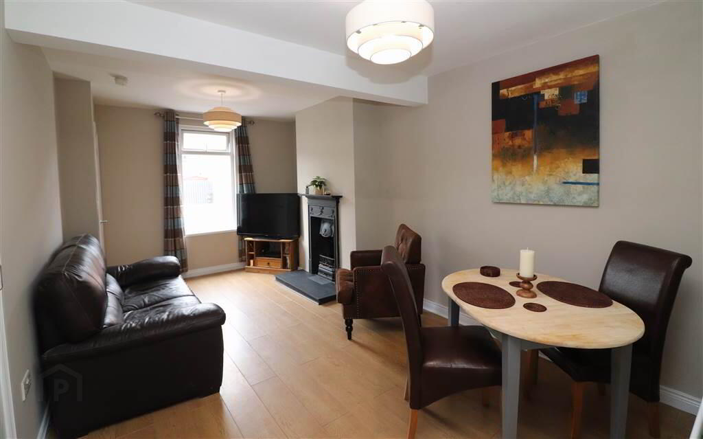 69 Ballynahinch Road 3 of 10
