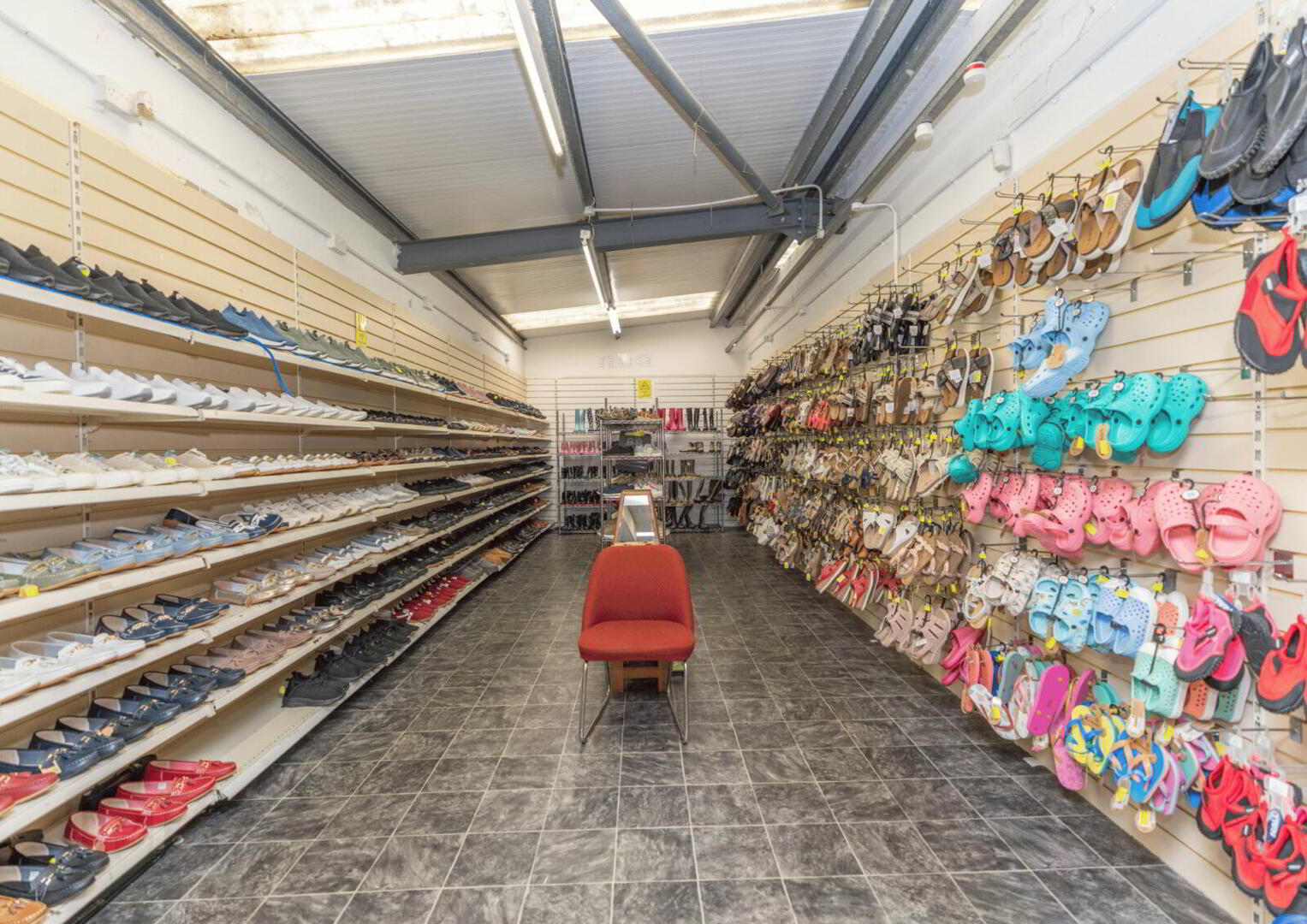 Holmes Retail Group, 18 Greencastle Street 13 of 13