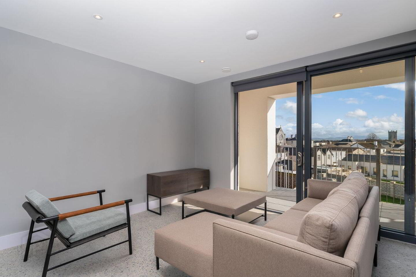 Apartment 12 Mesgegra 2 of 8