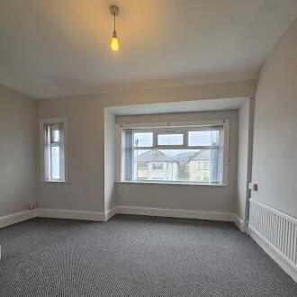 29 Joanmount Gardens 7 of 8
