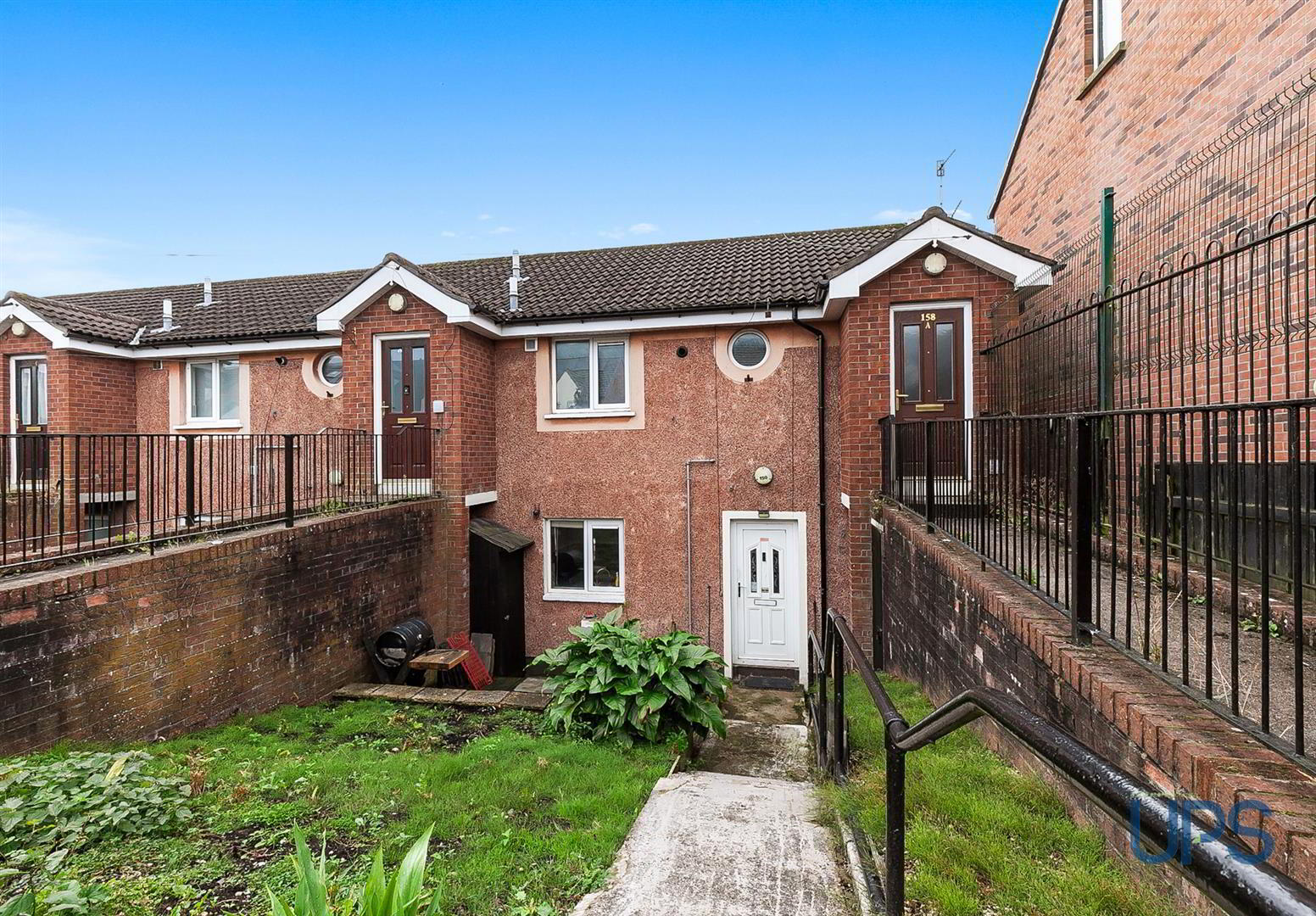 Apt, 150 Lenadoon Avenue 1 of 18