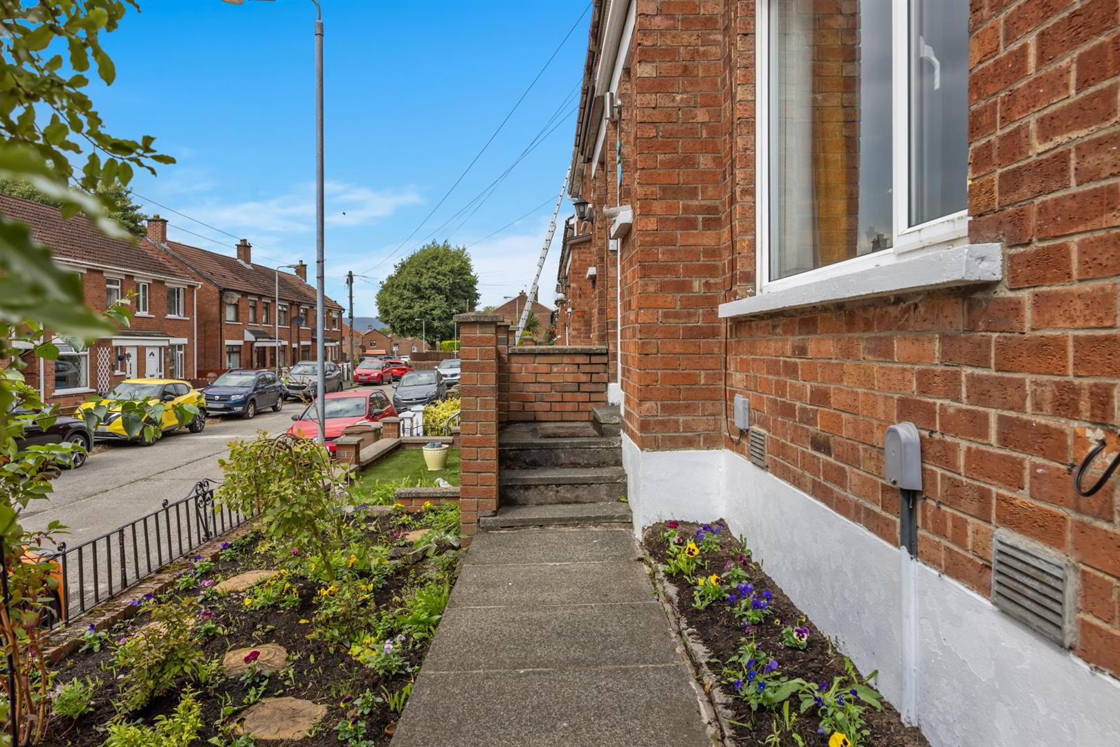 20 Knockmount Gardens 3 of 22