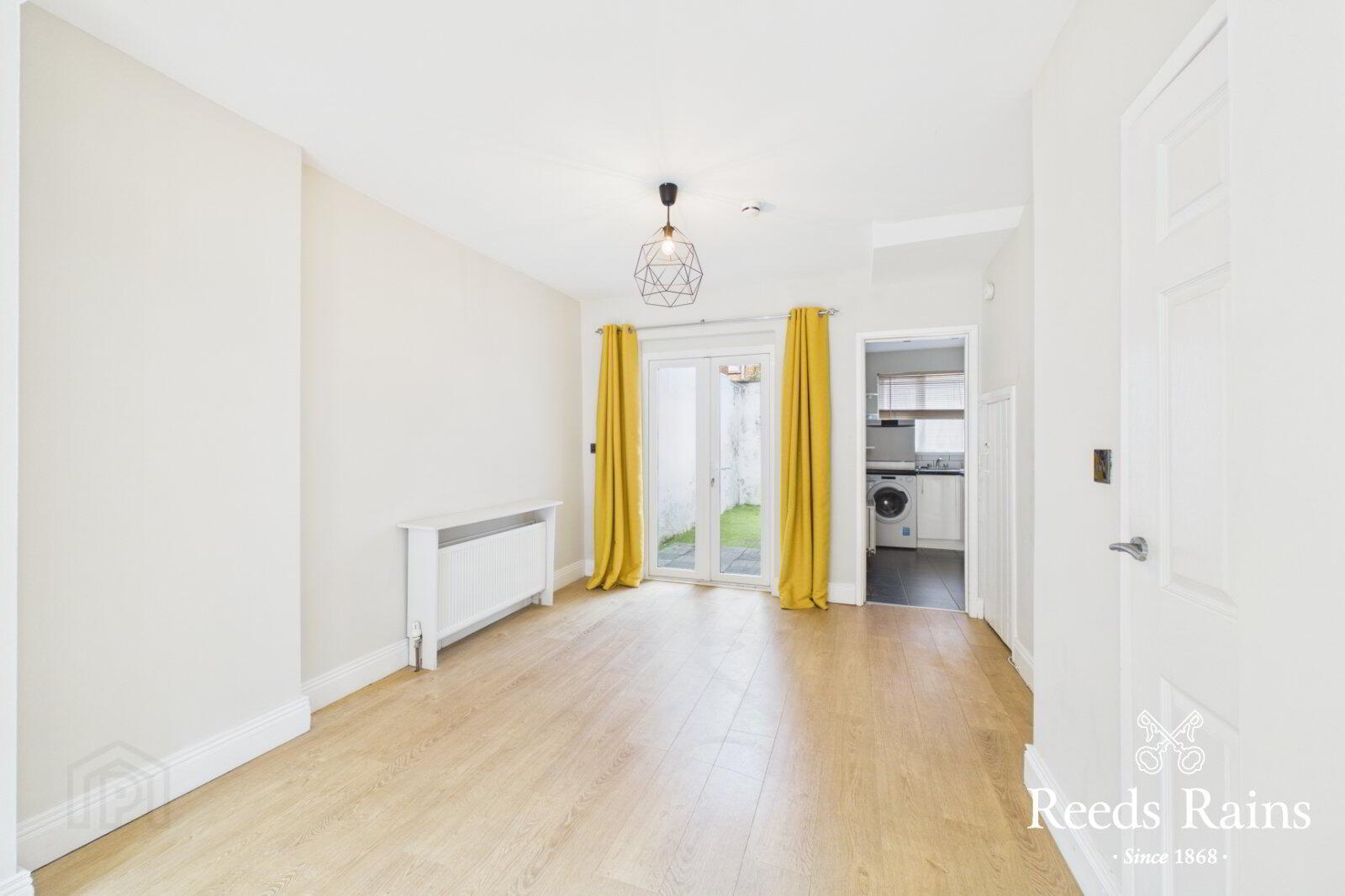 40 Cheviot Avenue 3 of 12