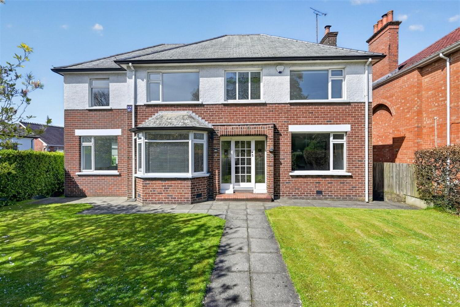 7 Upper Malone Road 1 of 25