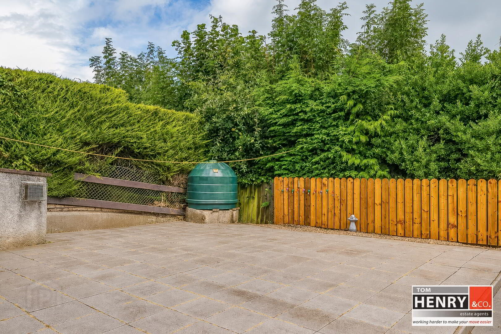 16 Kalendra Court 2 of 29