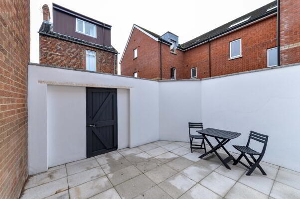 3 Lichfield Avenue 13 of 14