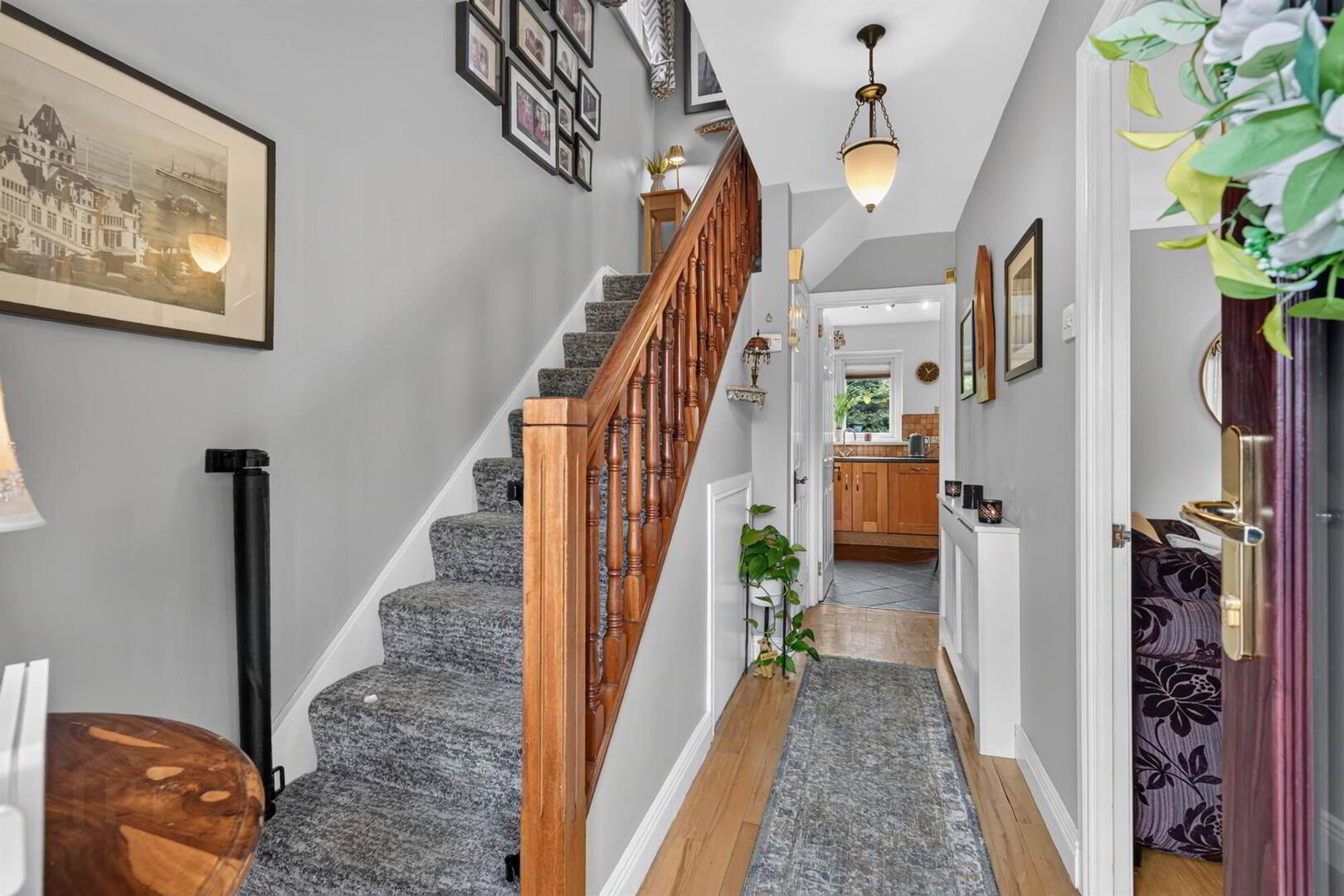 137 Oakhurst Avenue 3 of 31
