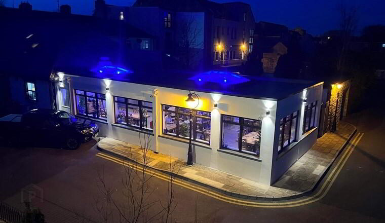 The Bridge Bar & Restaurant, Main Street 3 of 34