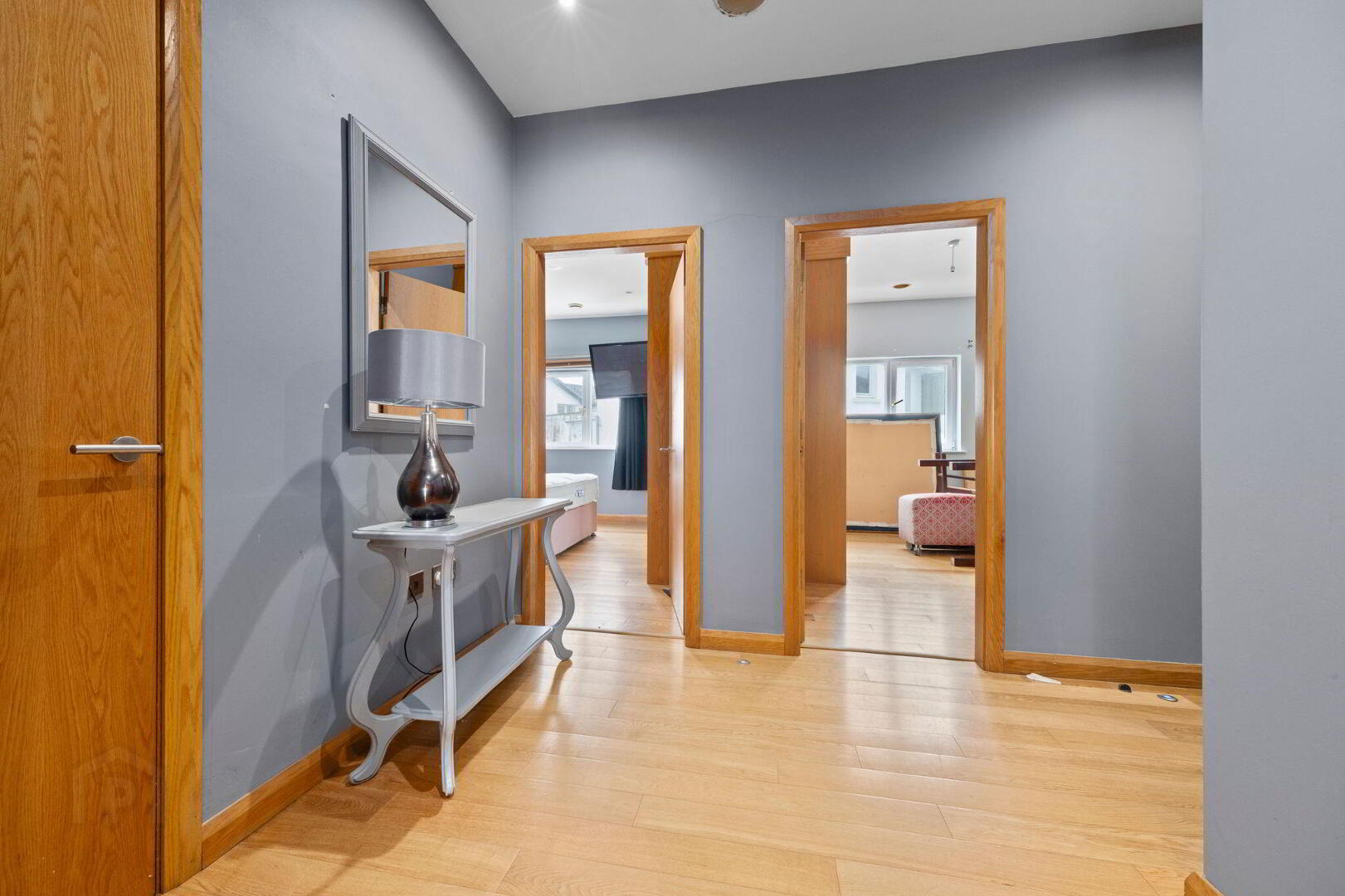 22 Peninsula Apartments 3 of 19