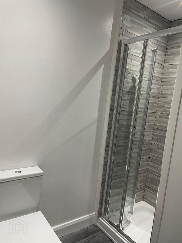Flat 1, 9 Malone Road 7 of 7