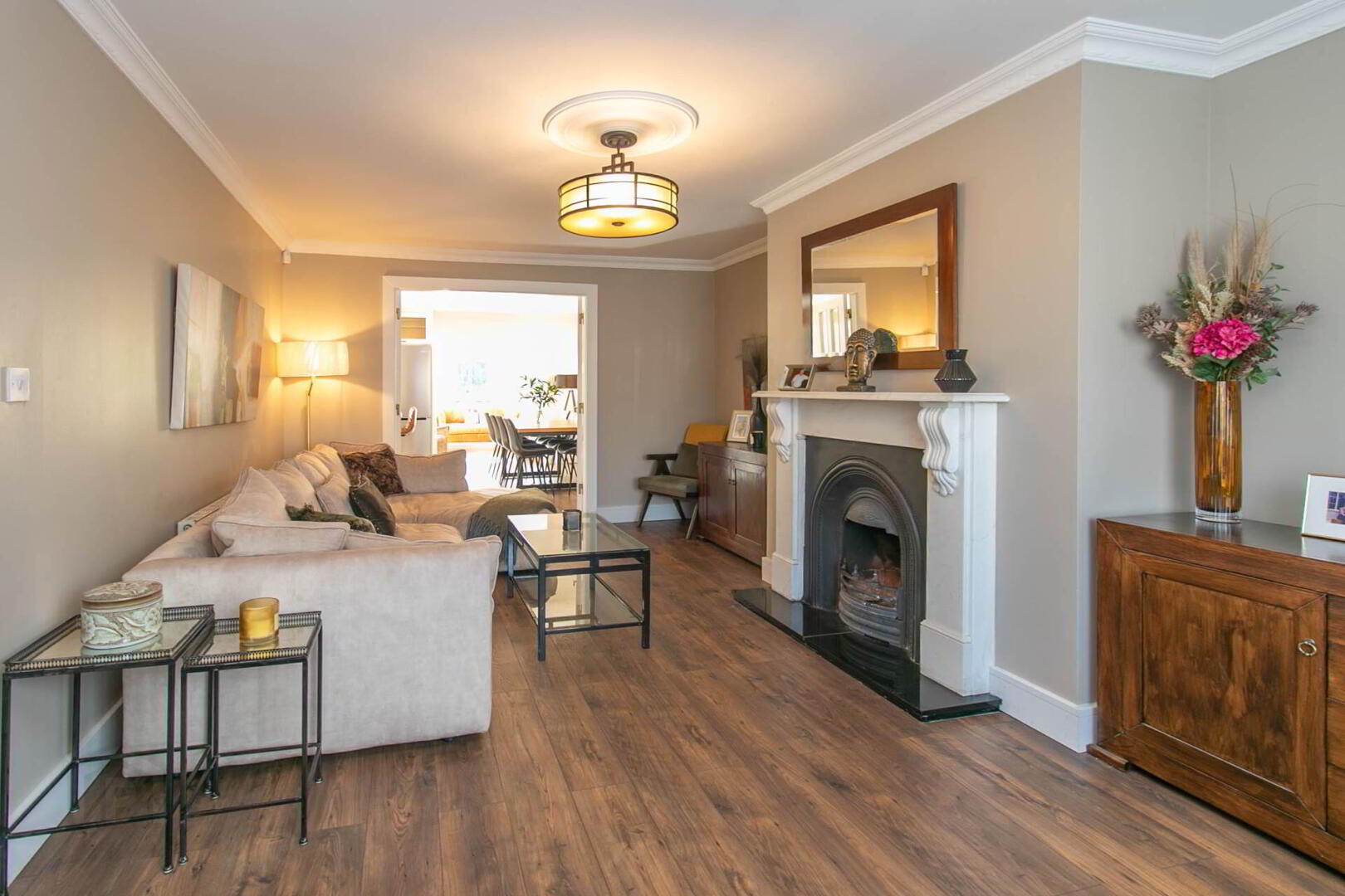 15 Landsdowne Manor 3 of 36