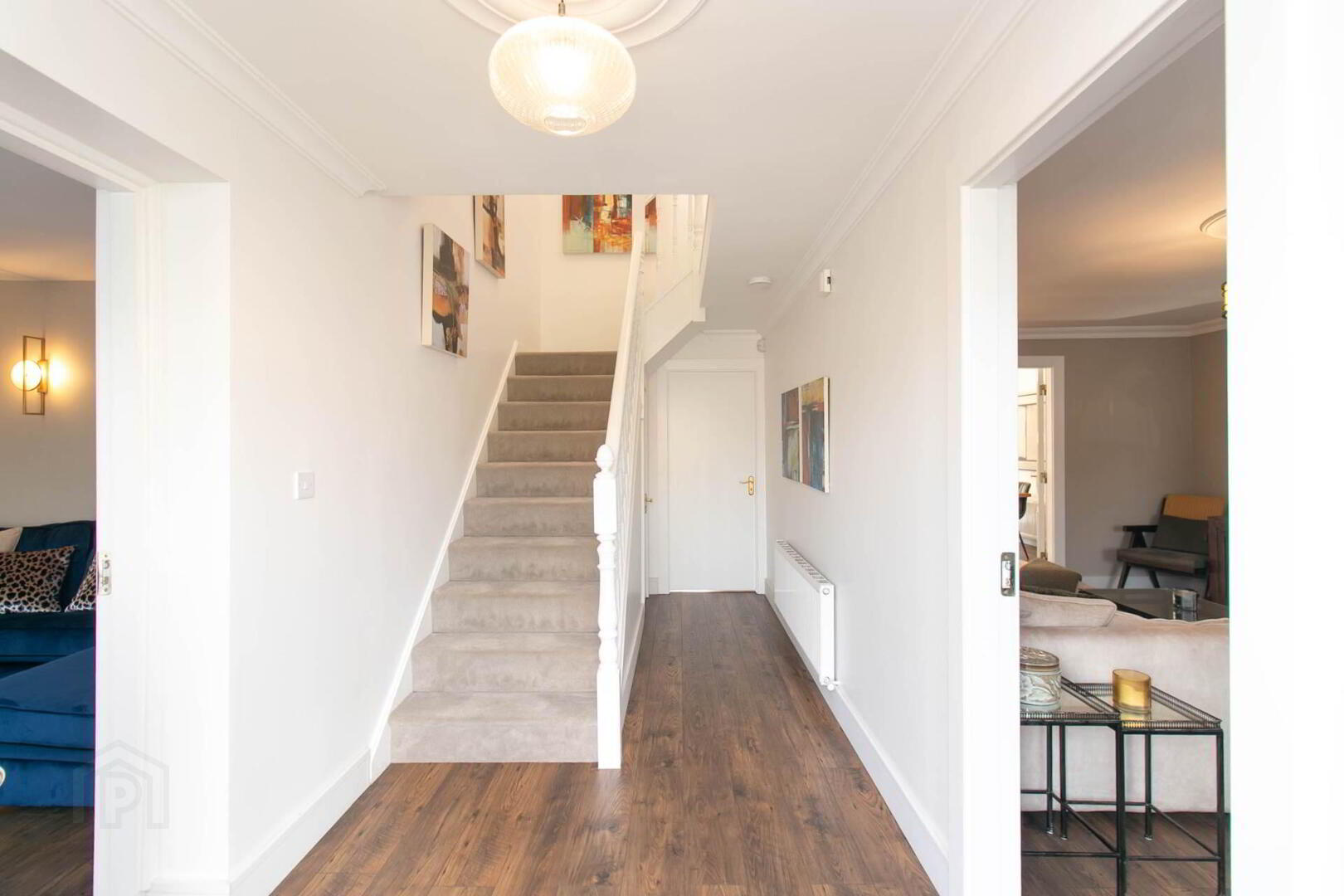 15 Landsdowne Manor 2 of 36