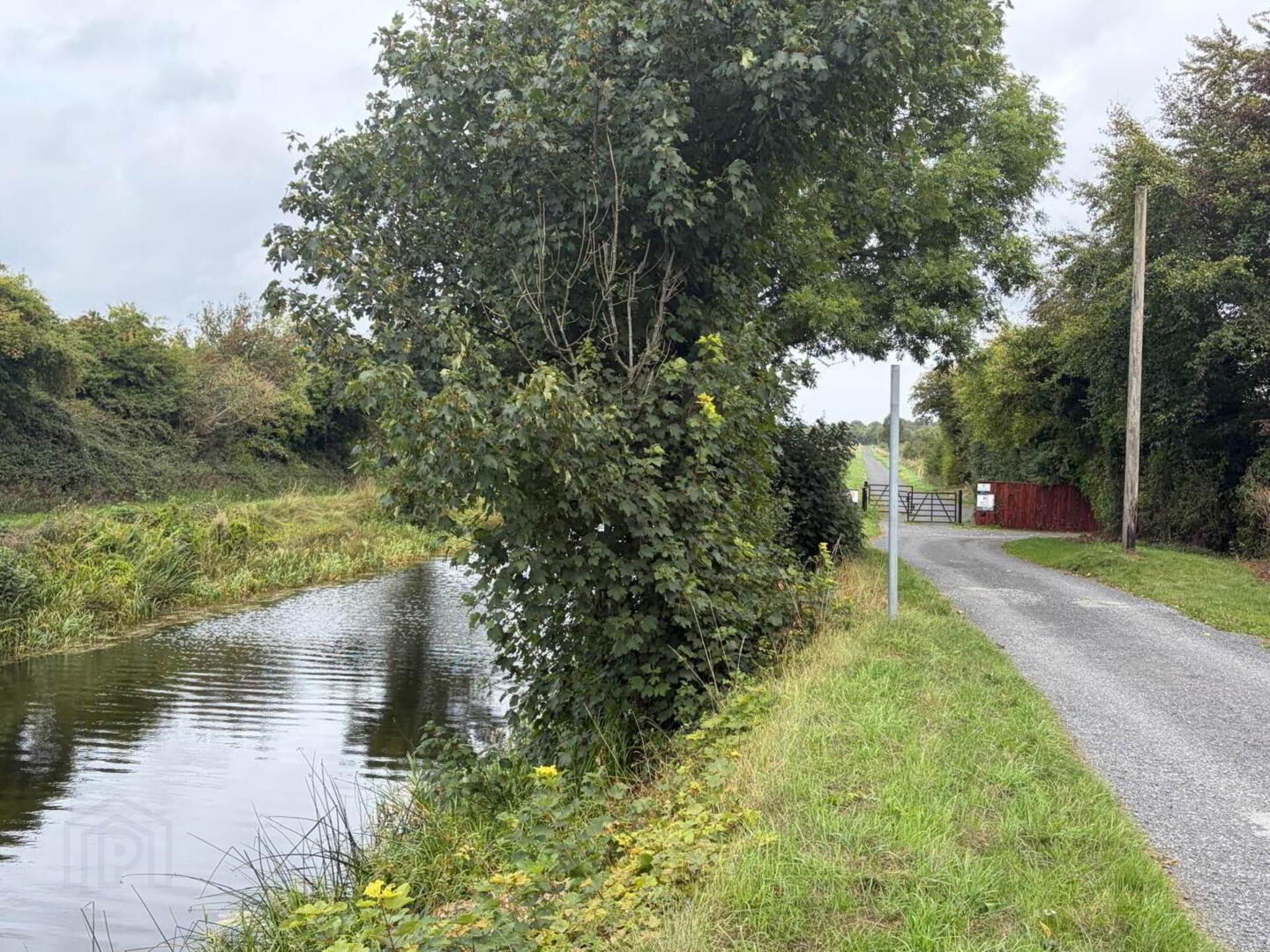 Ummeras Cottage On 0.37 Acres 13 of 14