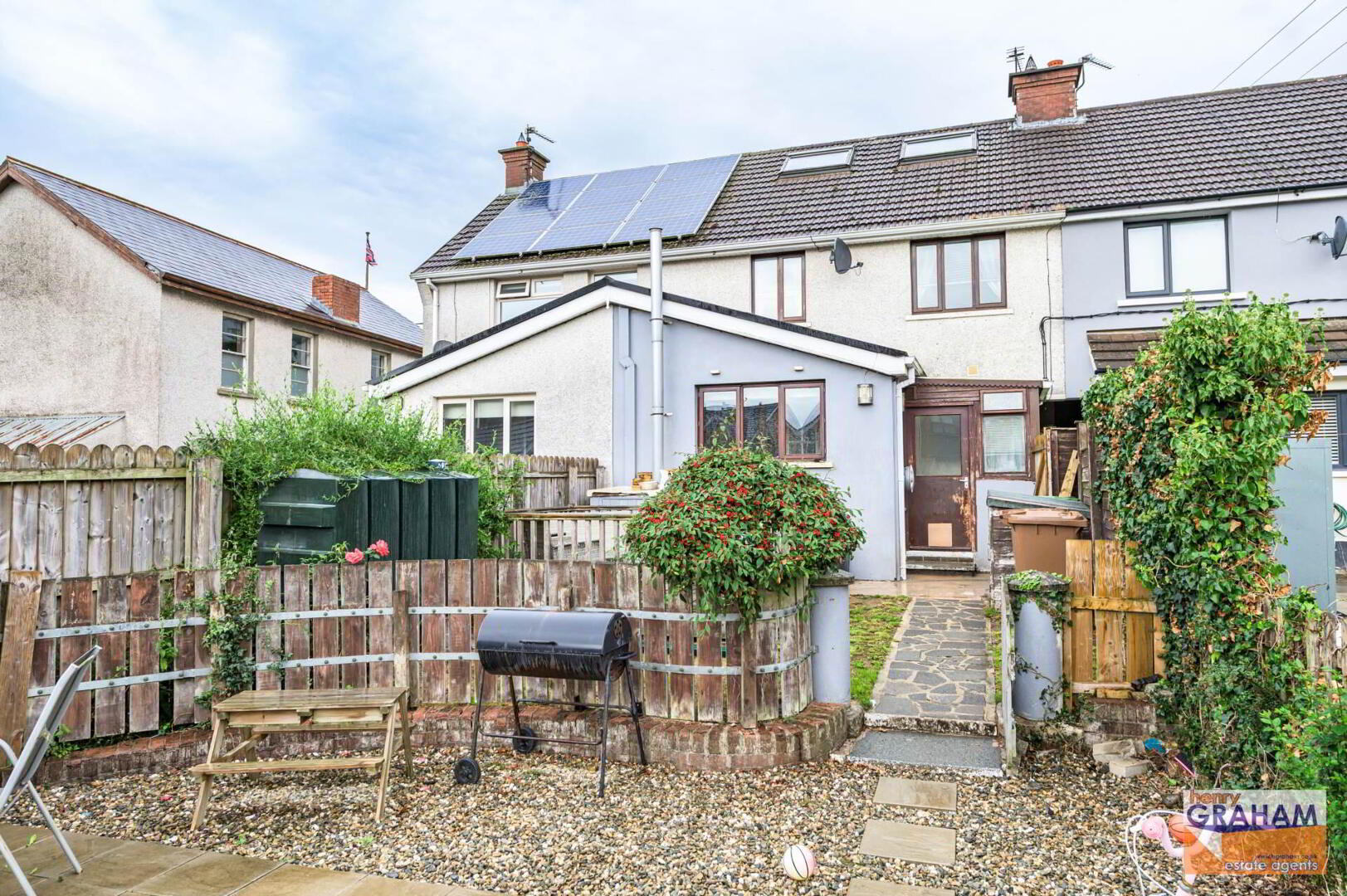 4 Arnold Grove 24 of 25