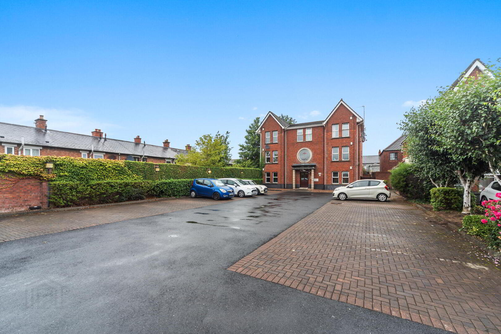 Apt 1 Coach House, 85 Lower Windsor Avenue 22 of 22