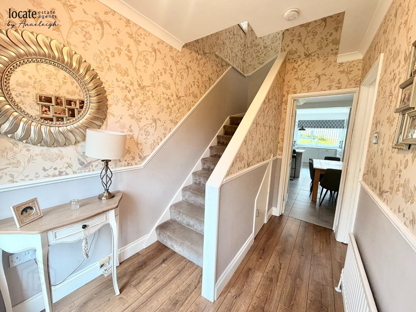 4 Sandringham Drive 3 of 26