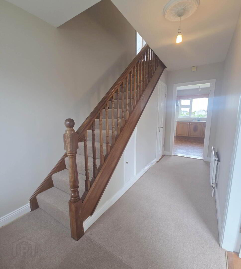 13 Beechwood Close 3 of 21