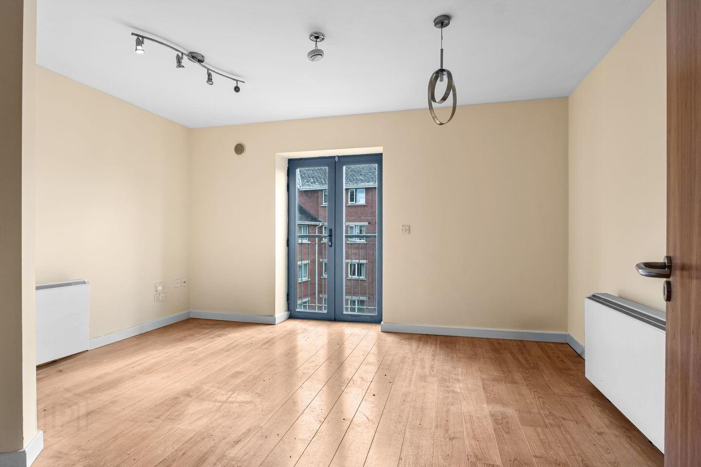 12 Nicholas Court 3 of 11