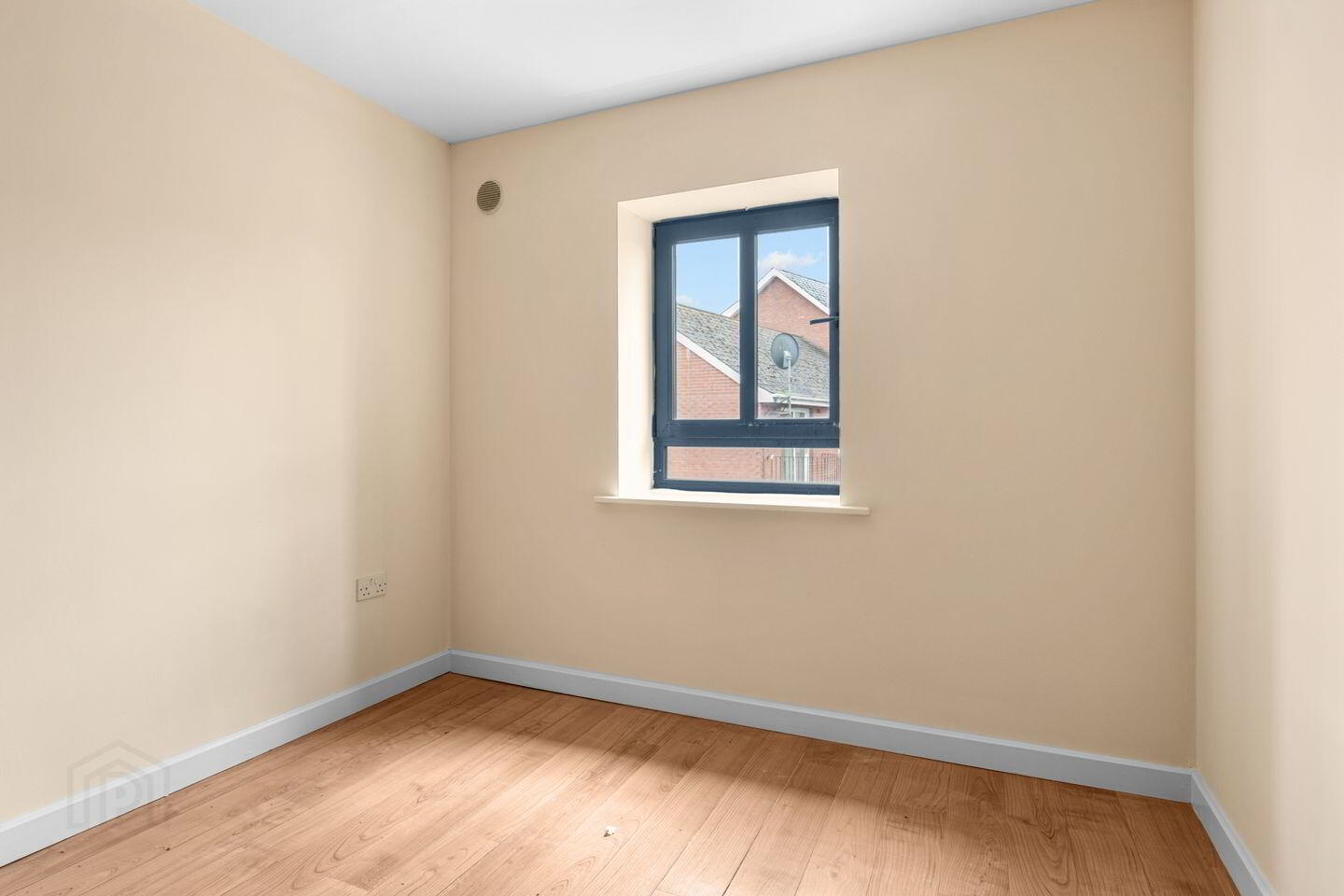 12 Nicholas Court 10 of 11