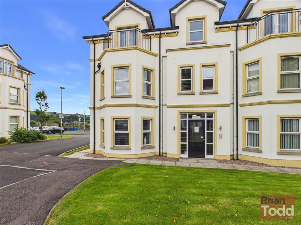 Corran Mews 2 of 9