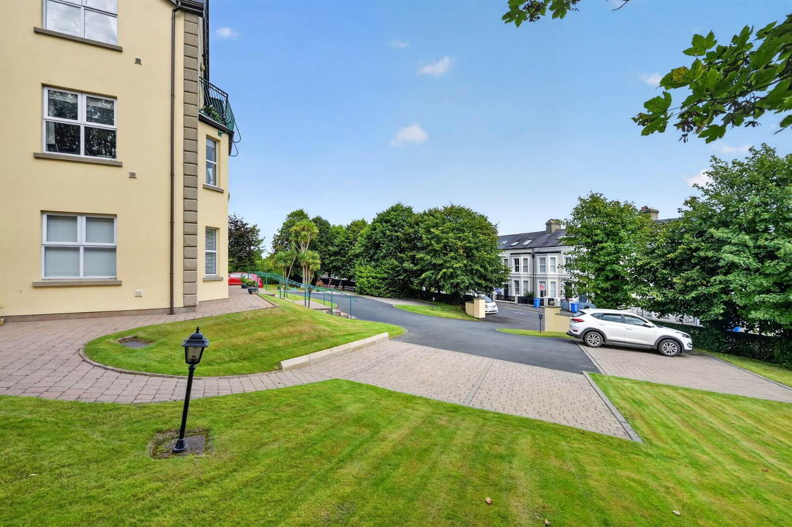 Apt 4 Avoca House, 83 Princetown Road 15 of 16