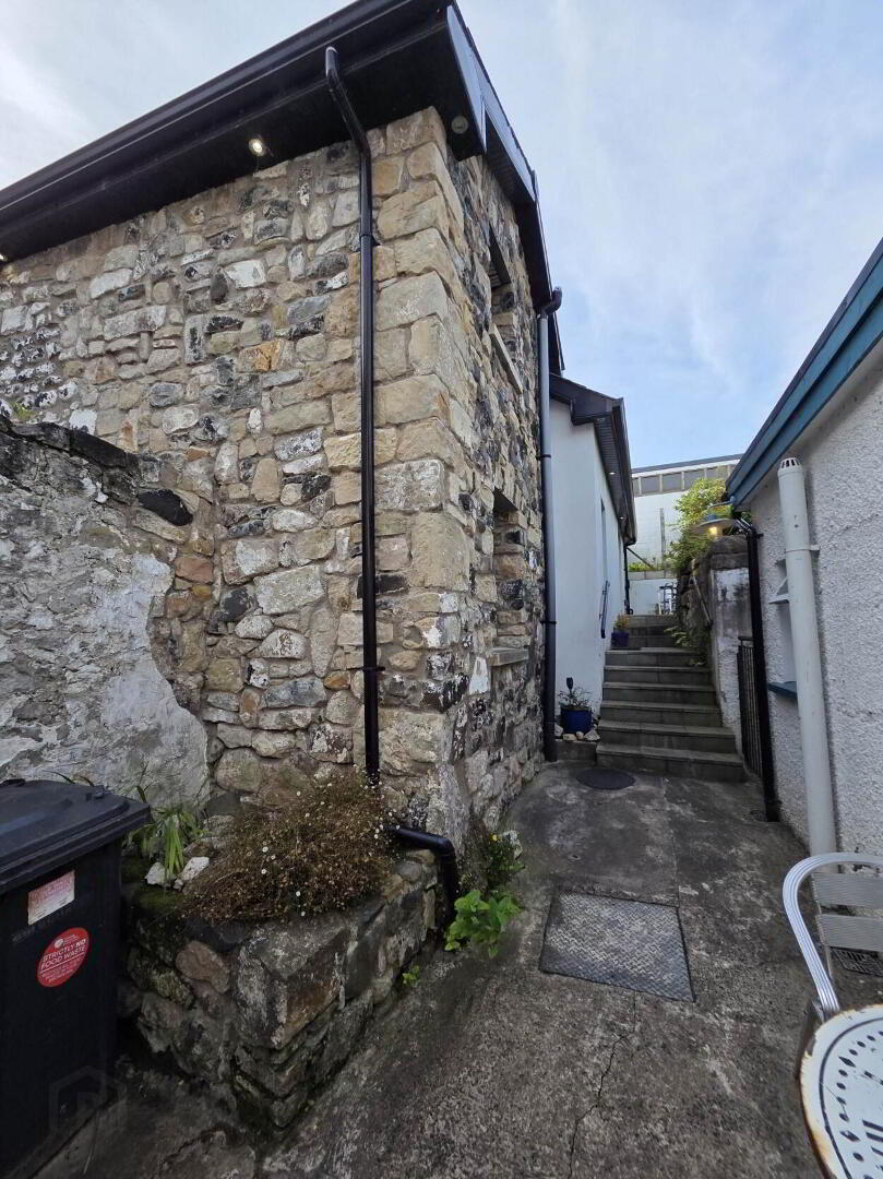 The Stonehouse, Ann Street 2 of 19