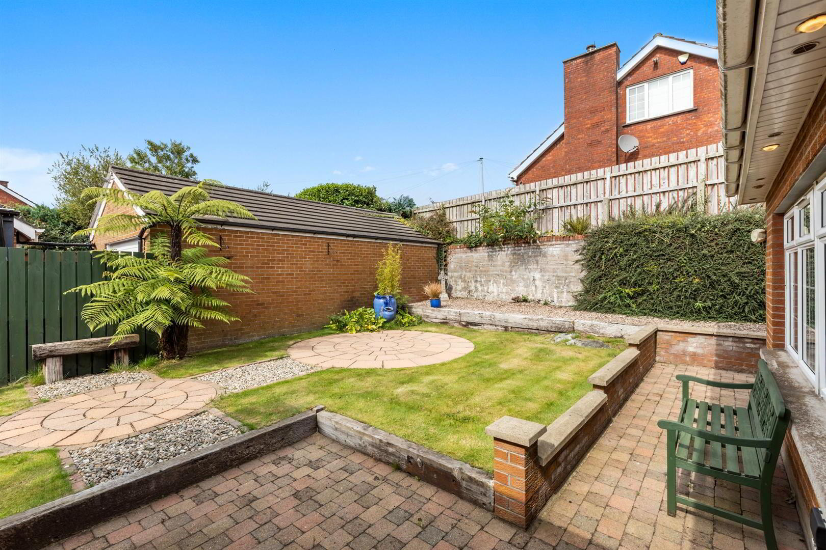 4 Beverley Heights 21 of 22