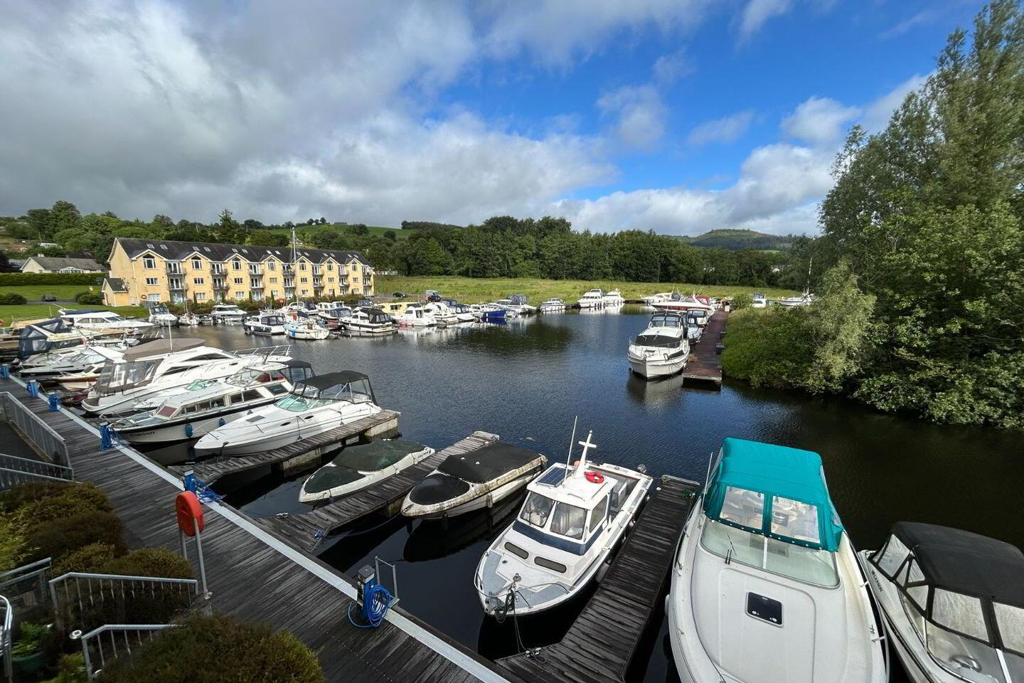 Apartment 10D Harbour Village 2 of 33