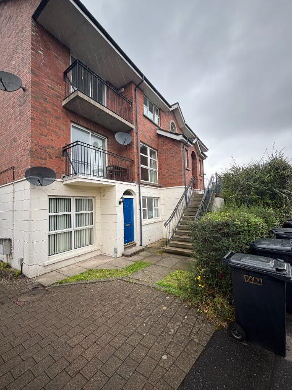 18 Ardenlee Crescent 1 of 9