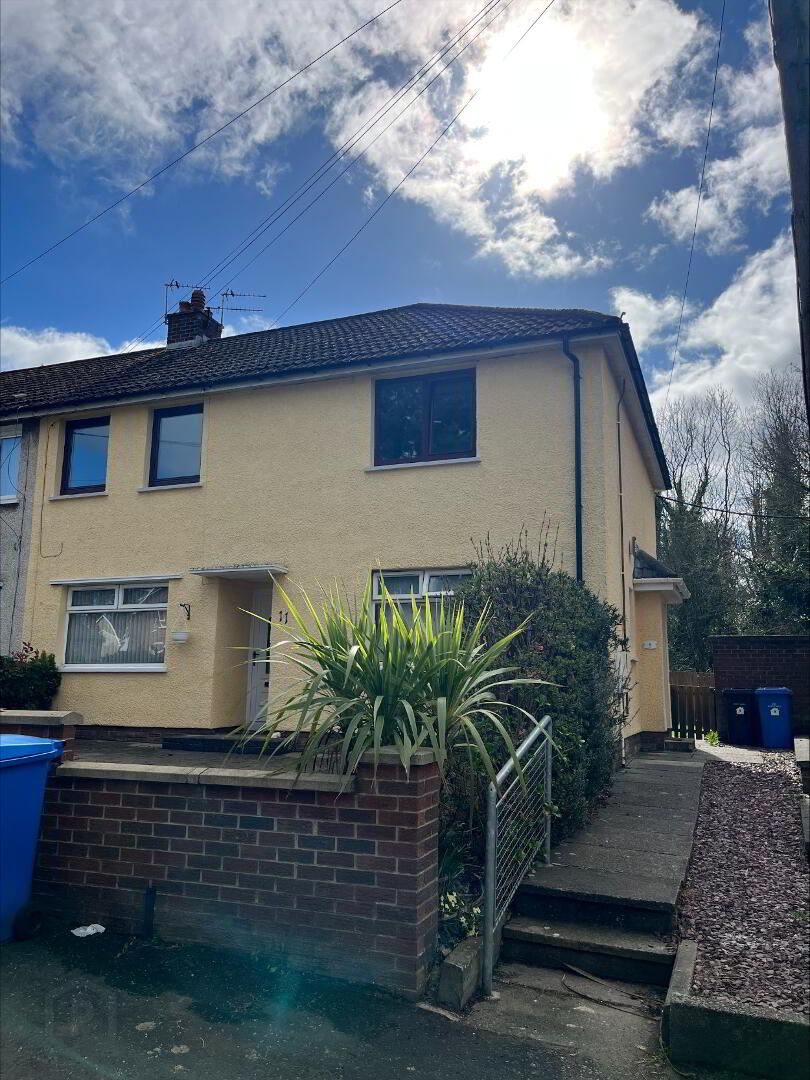 9 Firmount Crescent 1 of 12