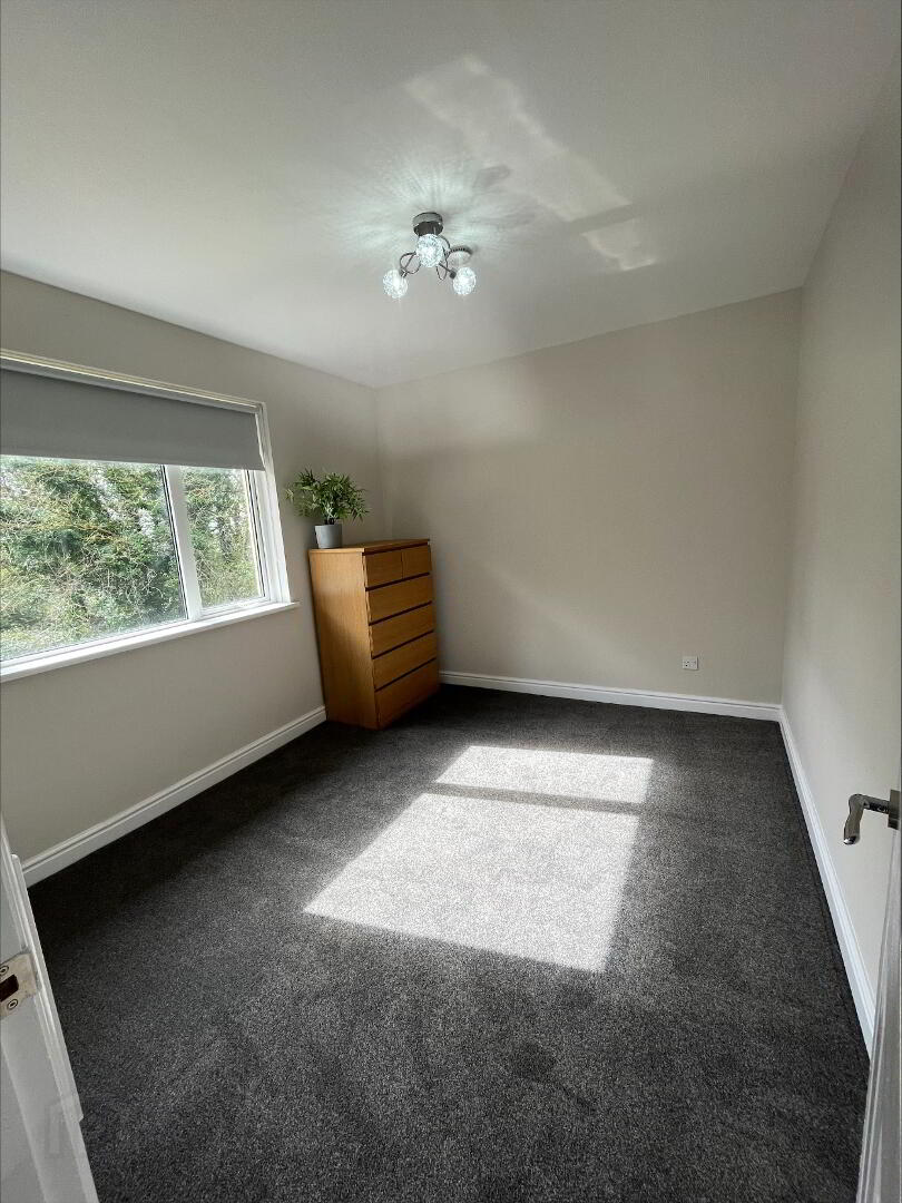9 Firmount Crescent 12 of 12