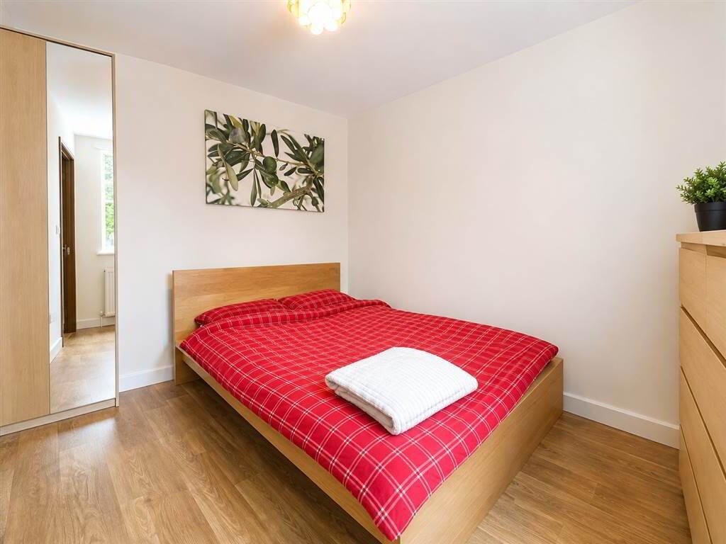 Apartment 4 188-190 Albertbridge Road 6 of 7