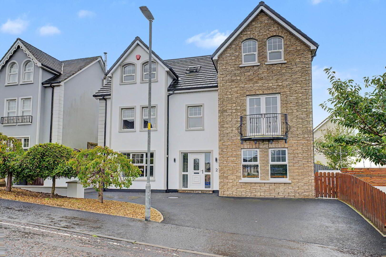21 Oldbridge 2 of 68