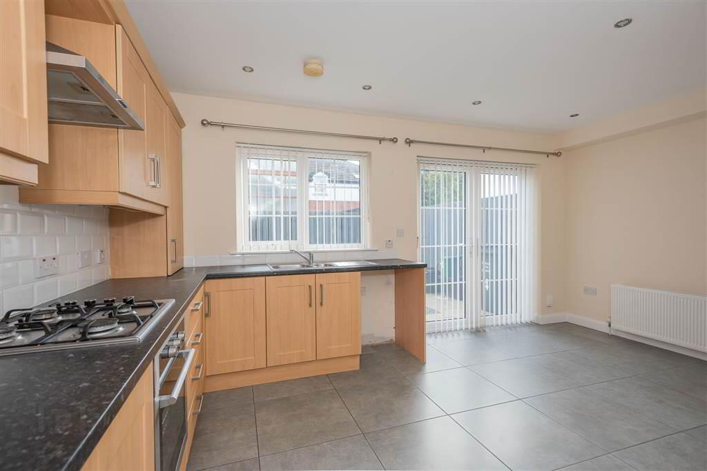 4 Goldstone Hall 3 of 10