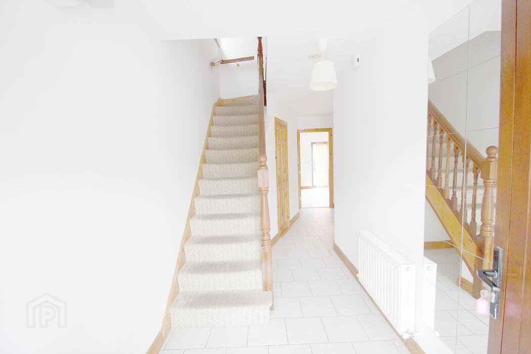 33 Colliers Brook 2 of 15